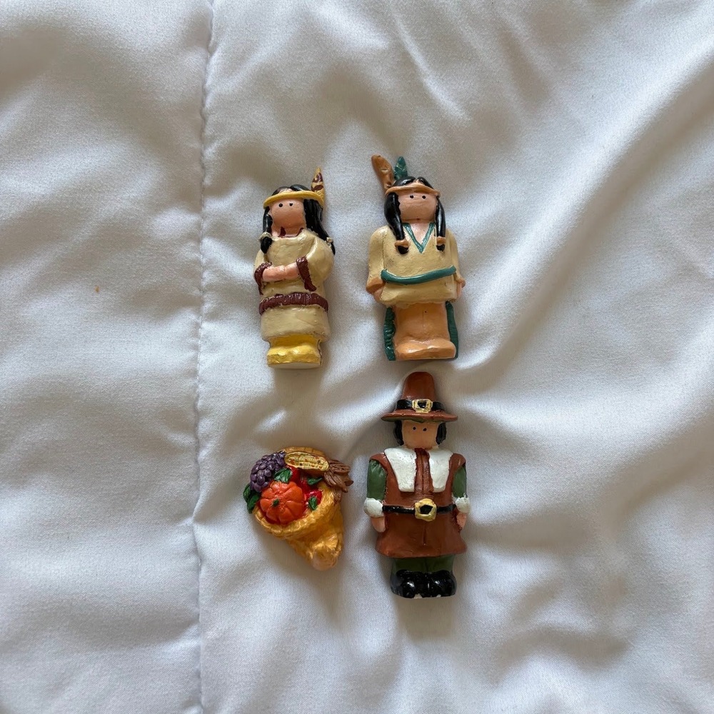 VTG Hallmark Merry Miniatures Thanksgiving Figurine Set Pilgrim Cornucopia Fall